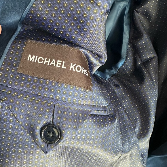 Michael Kors Boy sport coat from Bloomingdale’s - Picture 4 of 6